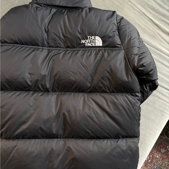 Men’s TNF Retro 1996 Nuptse Jacket - Picture 3 of 3